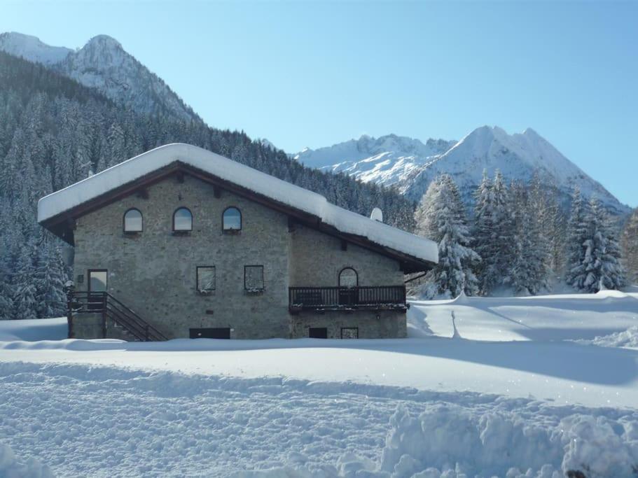 Chalet Rustico Bertolini Per Gruppi! Villa Vermiglio Dış mekan fotoğraf
