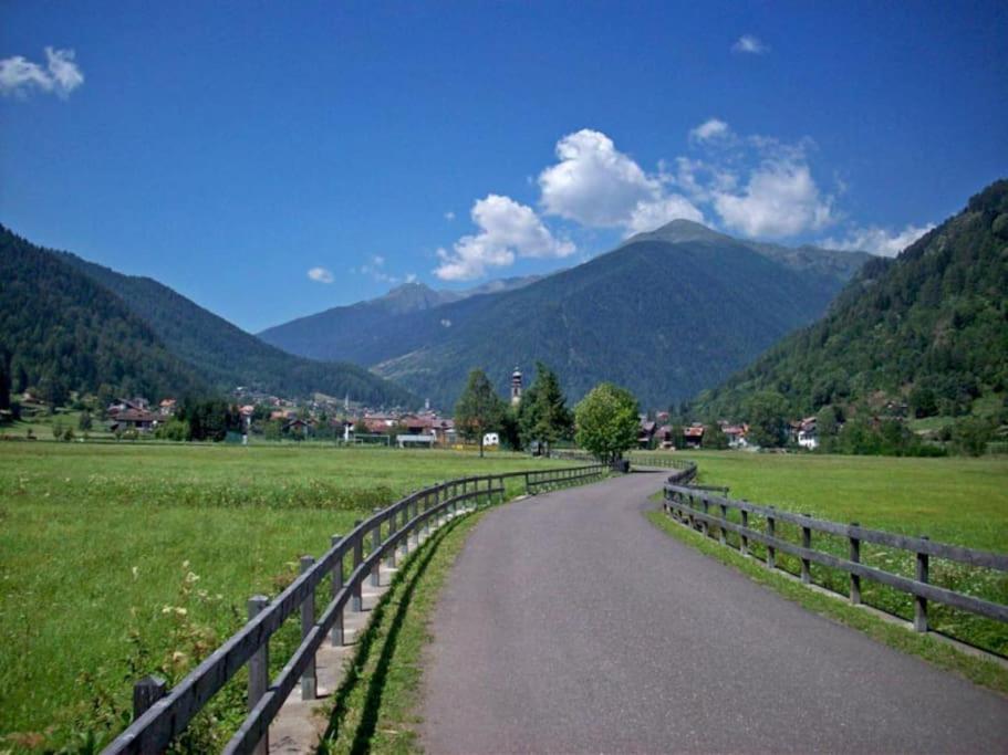 Chalet Rustico Bertolini Per Gruppi! Villa Vermiglio Dış mekan fotoğraf