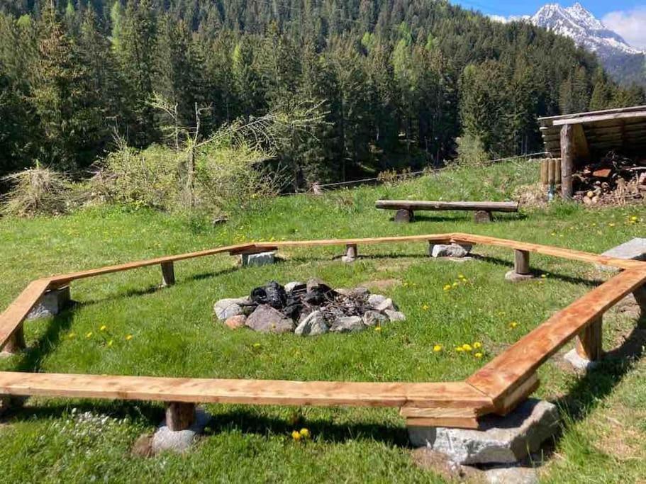 Chalet Rustico Bertolini Per Gruppi! Villa Vermiglio Dış mekan fotoğraf